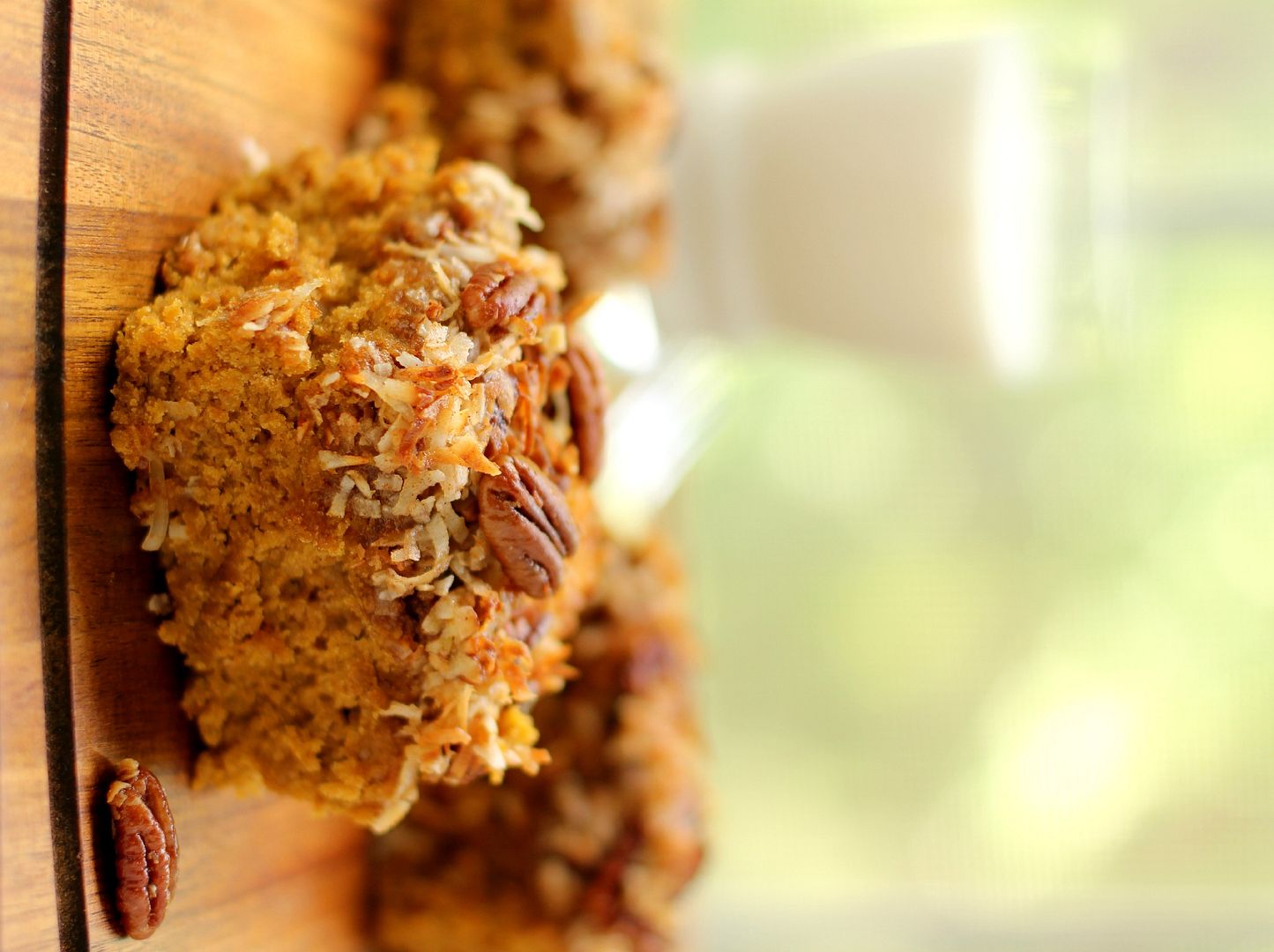 15 Thanksgiving Pumpkin Desserts: PUMPKIN OAT CAKE WITH BROILED COCONUT ICING