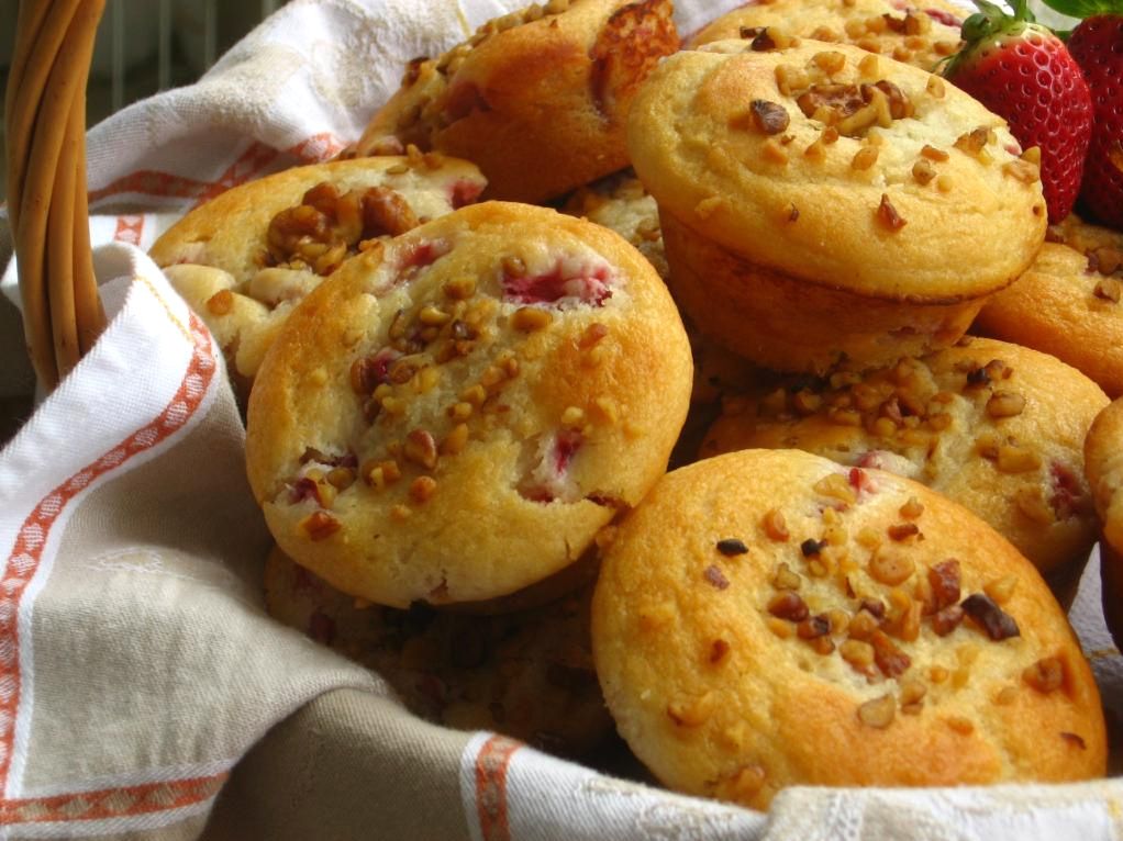 Strawberry Walnut Ricotta Muffins