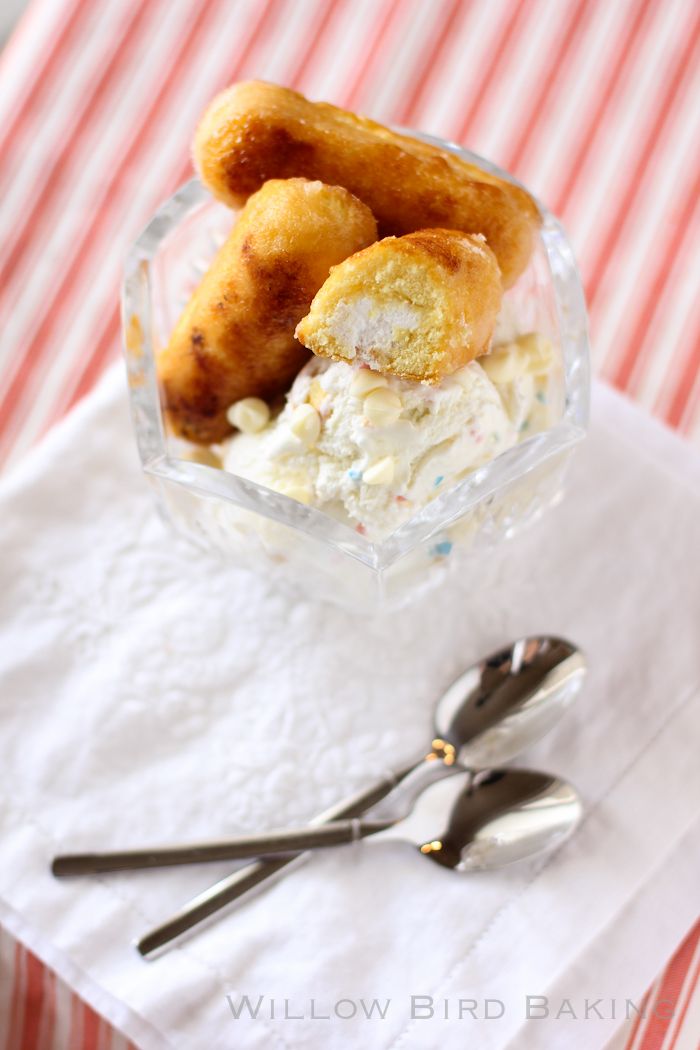 Brûléed Twinkie Ice Cream Sundae