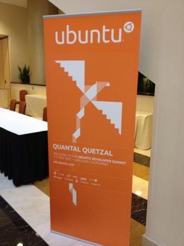 Quantal Quetzal logo