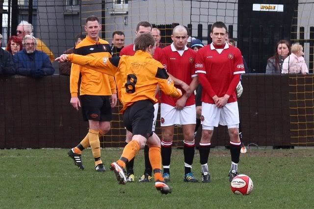 IMAGE: http://i243.photobucket.com/albums/ff140/Trugga_bucket/canon/IMG_7795.jpg