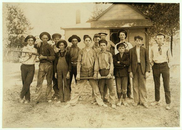 Young-baseball-players.jpg