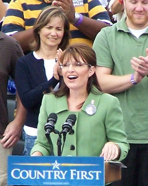 Sarah Palin Oct 4 2008 Carson CA pic by Darleen Click