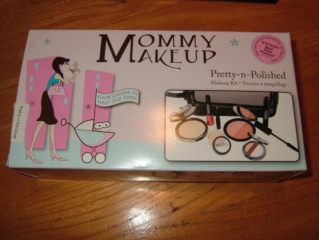 Le kit Mummy makeup que Zezette a gagné pour moi;