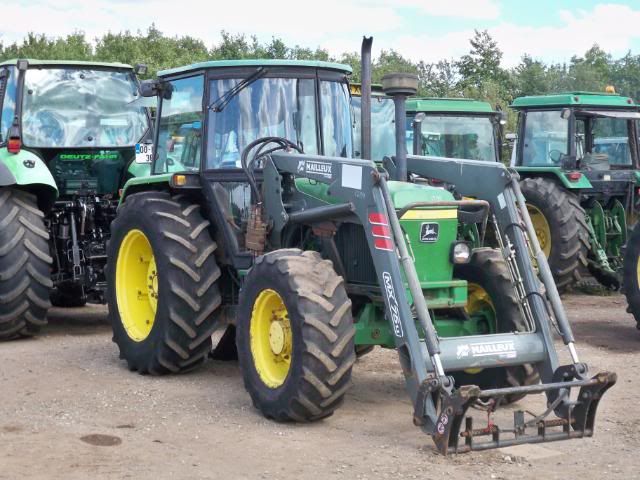 Tractors055.jpg