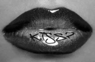 kiss mee Pictures, Images and Photos