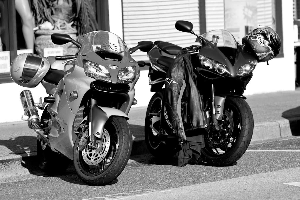 IMAGE: http://i243.photobucket.com/albums/ff44/genodm/Photowalks/IMG_9951.jpg