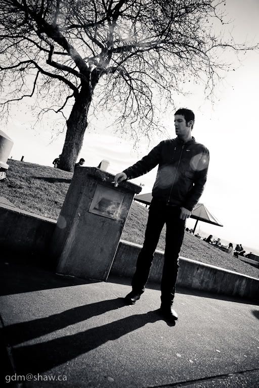 IMAGE: http://i243.photobucket.com/albums/ff44/genodm/Photowalks/Seattle/IMG_7314.jpg