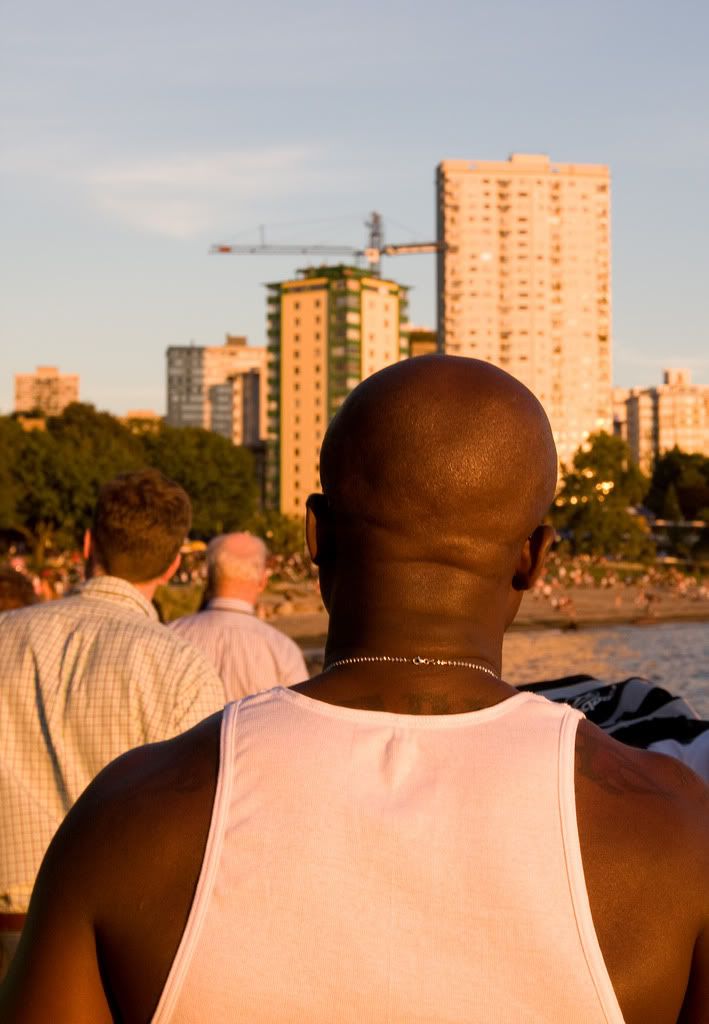 IMAGE: http://i243.photobucket.com/albums/ff44/genodm/Stanley%20Park/IMG_6938-Edit.jpg