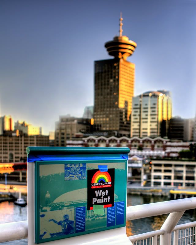 IMAGE: http://i243.photobucket.com/albums/ff44/genodm/Street/3D3X1186-3.jpg