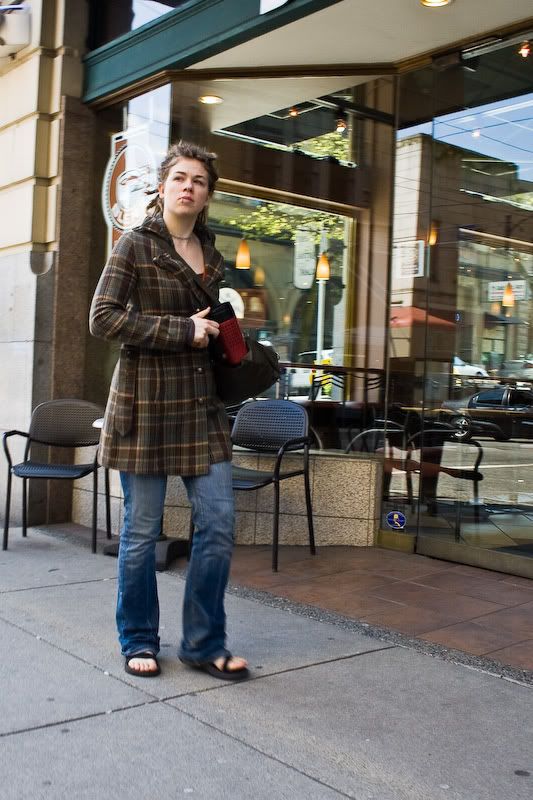 IMAGE: http://i243.photobucket.com/albums/ff44/genodm/Street/POTN%20Gastown/IMG_1431.jpg