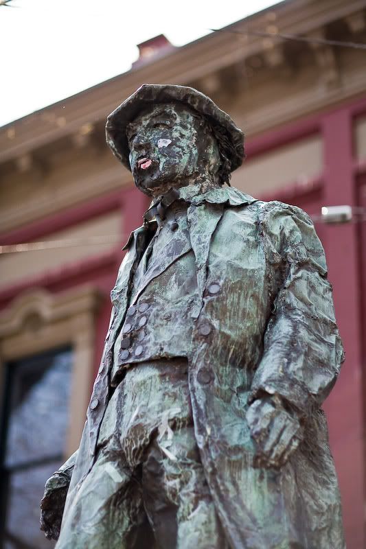 IMAGE: http://i243.photobucket.com/albums/ff44/genodm/Street/POTN%20Gastown/IMG_1497.jpg