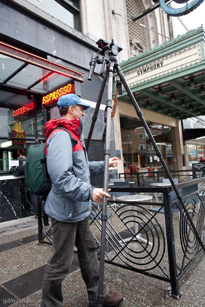 IMAGE: http://i243.photobucket.com/albums/ff44/genodm/Street/with%20Cherny/IMG_7063.jpg