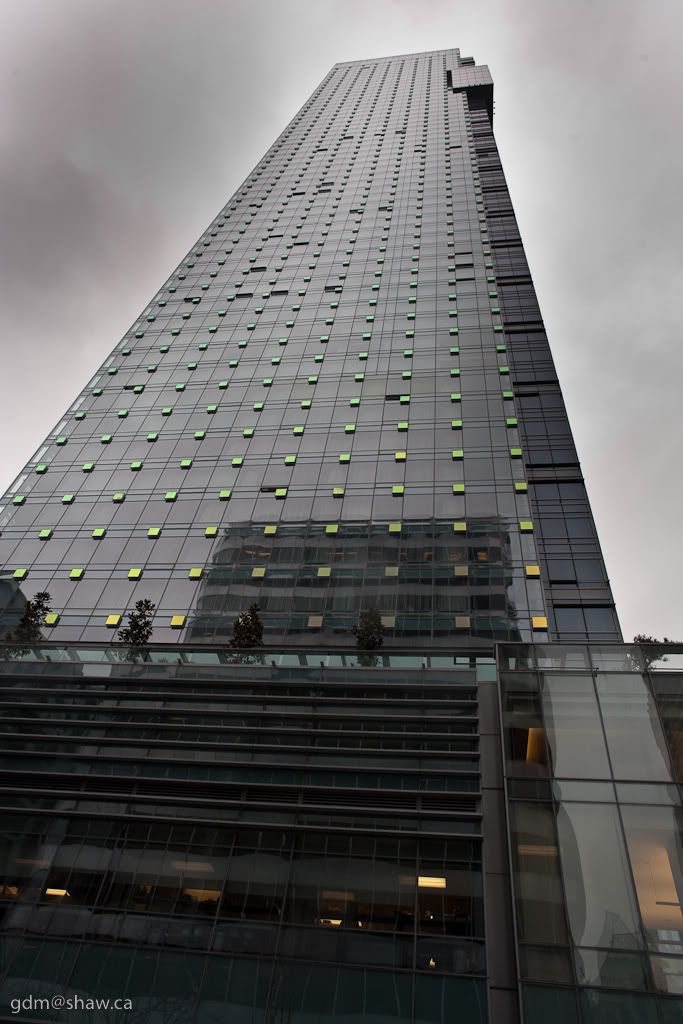 IMAGE: http://i243.photobucket.com/albums/ff44/genodm/Street/with%20Cherny/IMG_7104.jpg