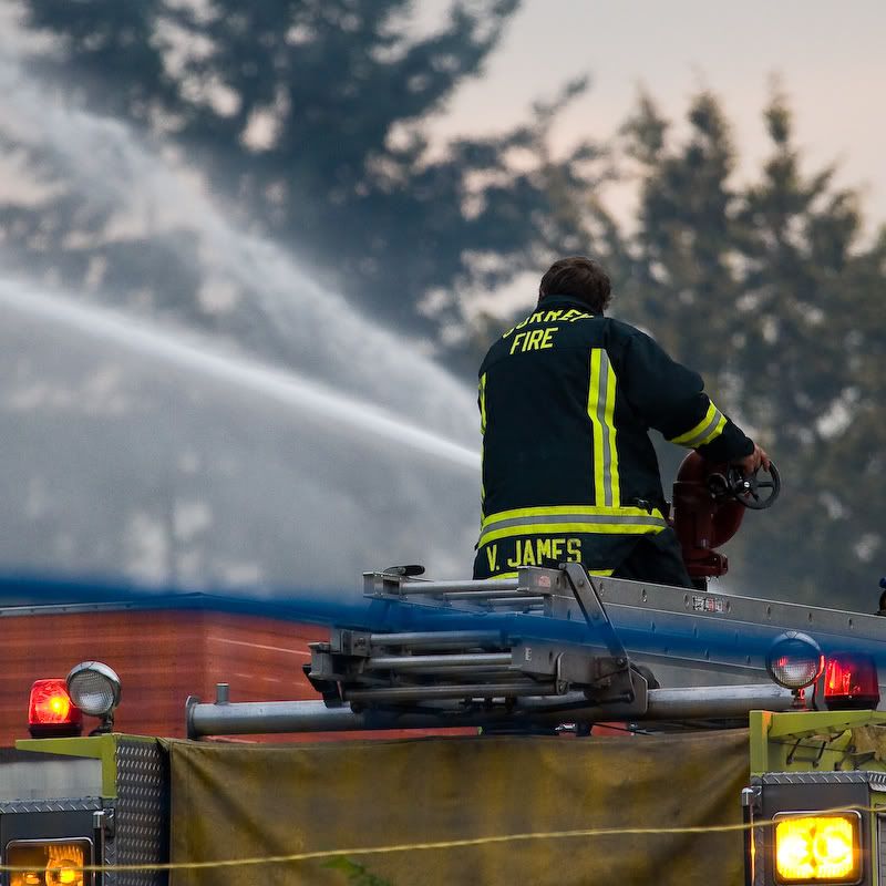 IMAGE: http://i243.photobucket.com/albums/ff44/genodm/Whalley%20Fire/3D3X8096.jpg