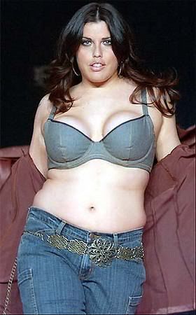 confuse curvy sized Mia Tyler Pictures, Images and Photos